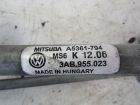 MECHANIZM WYCIERACZEK PRZÓD 05-09 KOMBI                                 